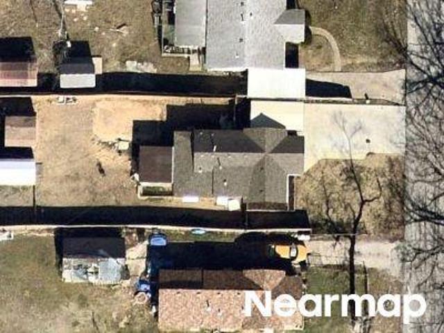 S 32nd West Ave