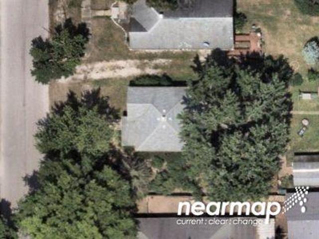 S 3rd St