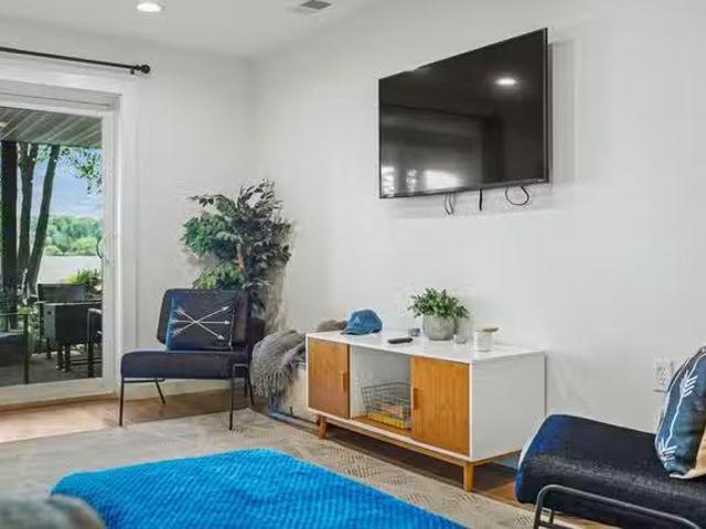 Scotch Pine Drive