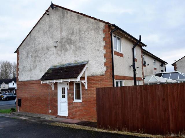 Scotby Gardens, Carlisle 1 bed end of terrace house to rent £580 pcm £134 pw