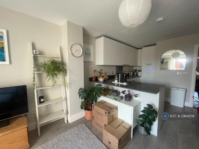 Scotland Green, London, N17 1 bed flat to rent £1,800 pcm £415 pw