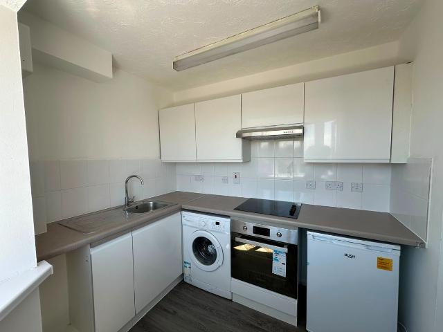 Scotland Green Road, Enfield EN3, 1 bed flat to rent, £1,450 pcm | PrimeLocation