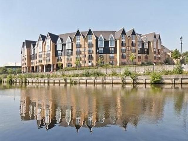 Scotney Gardens, Maidstone ME16, 2 bed flat to rent, £1,250 pcm | PrimeLocation