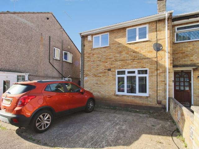 Scotswood Crescent, Leicester LE2, 3 bed property to rent, £1,225 pcm | PrimeLocation