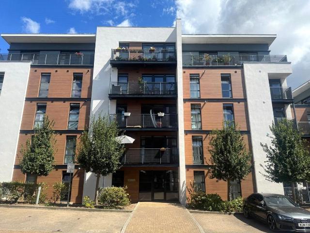 Scott Avenue, Repton House, Putney SW15, 2 bed flat to rent, £2,450 pcm | PrimeLocation