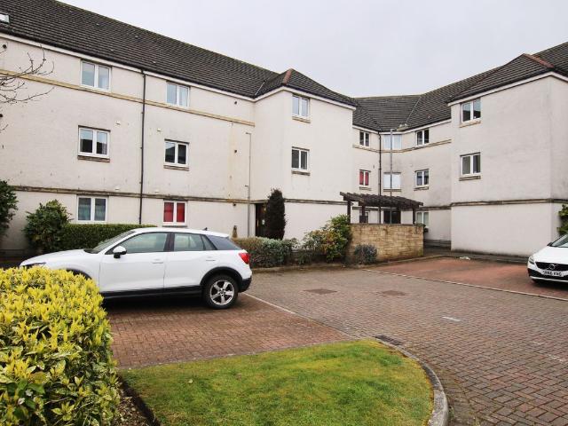 Scott Place, Bellshill, North Lanarkshire ML4, 2 bed flat to rent, £750 pcm | PrimeLocation