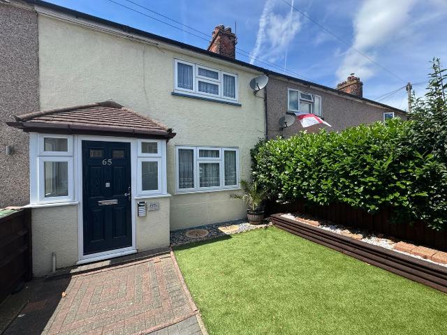 Scott Road, Grays RM16, 3 bed terraced house to rent, £1,750 pcm | PrimeLocation
