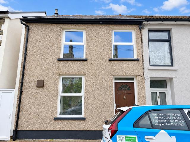 Scott Street, Treherbert, Treorchy CF42, 2 bed terraced house to rent, £700 pcm | PrimeLocation