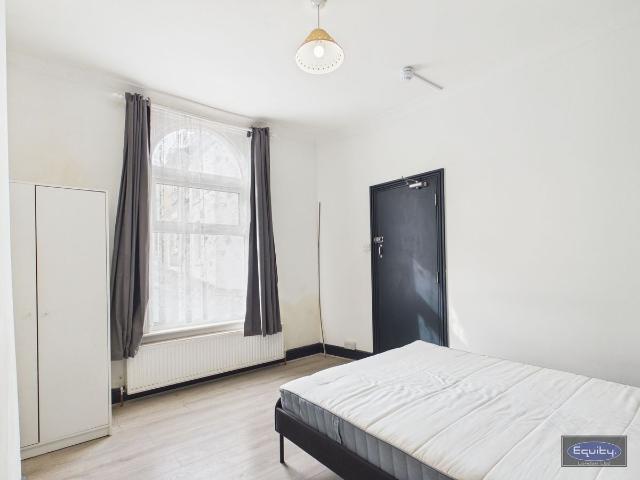 Scotts Terrace, Chatham ME4, 1 bed property to rent, £625 pcm | PrimeLocation