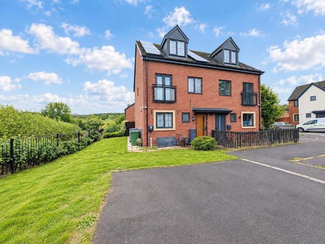 Scottsdale Road, Castlefields, WA7 3 bed semi detached house to rent £1,350 pcm £312 pw
