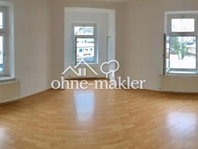 Scöne 2 Raum WE, super Lage 1 OG, Tageslichtbad, großer Balkon, Küche Balkonzugang