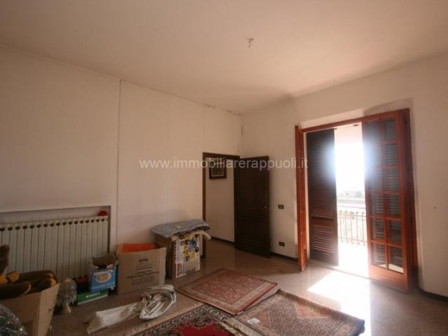 Scoprite questa splendida villa in vendita nel cuore di Sina. 279m² Sinalunga