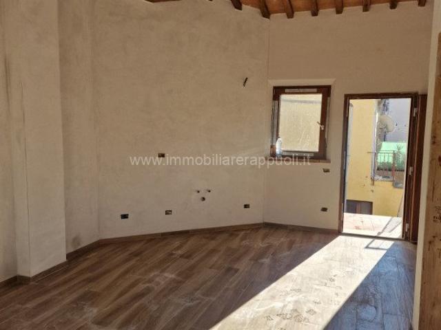 Scopri questa affascinante terratetto di mq 86 situata nella. 86m² Guazzino