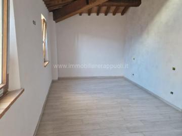 Scopri questa affascinante terratetto di 67 mq situata nel t. 67m² Guazzino