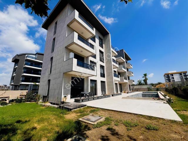 Scaladan Eşyalı Bahçe Kullanımlı 1+1