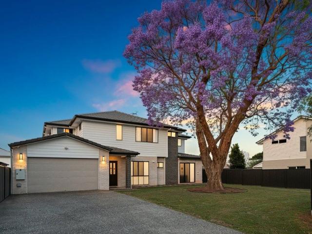 Scale, Sophistication & Seamless Dual Living