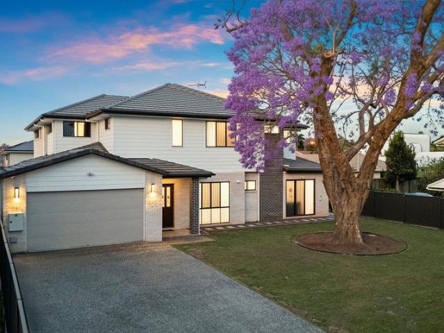 Scale, Sophistication & Seamless Dual Living