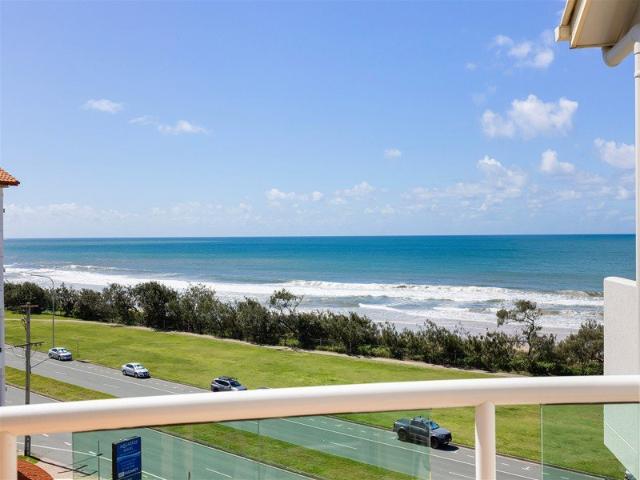 Scarce Opportunity Absolute Beachfront with Stunning Ocean Views