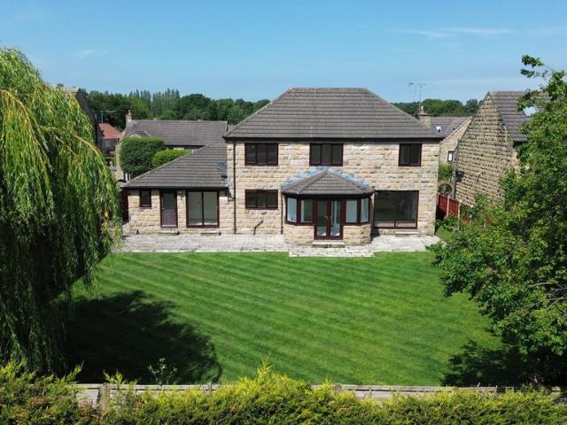 Scarcroft, Leeds LS14 4 bed detached house to rent £3,500 pcm £808 pw