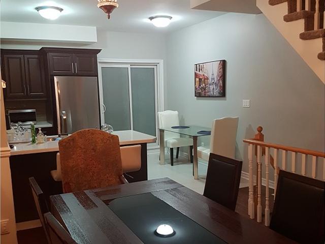 Scarborough Toronto Furnished Townhouse Rental on Florist Lane Lovely 3 Bedroom plus 2 Bathroom with Private Entrance and Hardwood Flooring
