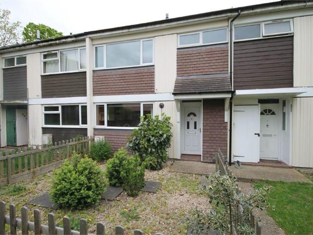 Scarborough Avenue, Stevenage SG1 3 bed house to rent £1,595 pcm £368 pw