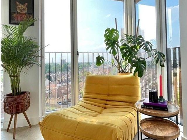 Scarbrook Road, Croydon CR0, 2 bed flat to rent, £1,980 pcm | PrimeLocation