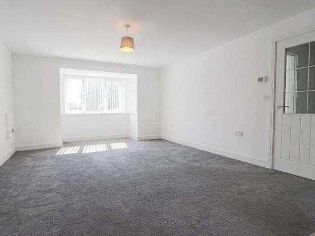 Scarisbrick New Road, Southport, PR8