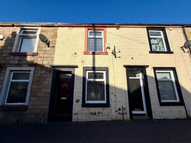 Scarlett Street, Burnley BB11, 2 bed terraced house to rent, £650 pcm | PrimeLocation