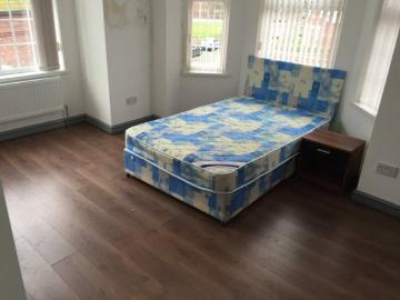Scarsdale Road, Manchester M14, 3 bed shared accommodation to rent, £754 pppm | PrimeLocation