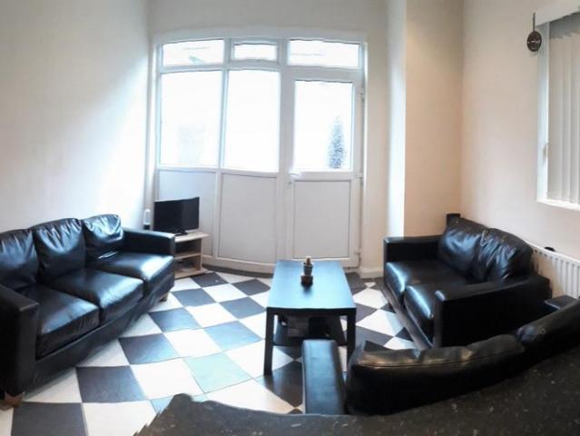 Scarsdale Road, Manchester 5 bed terraced house to rent £2,708 pcm £625 pw