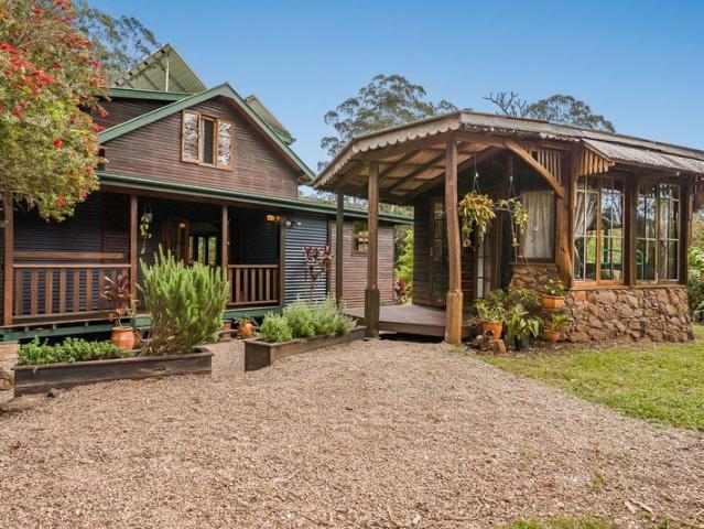 Scenic off grid retreat