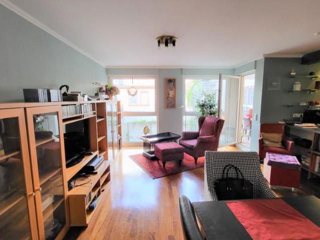 Schuch Immobilien – Repräsentative Etagenwohnung mit schöner Terrasse in Biebrich