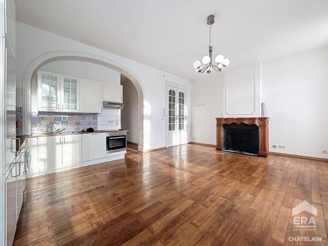 SCHUMAN BRIGHT 2 BEDROOM APARTMENT + TERRACE