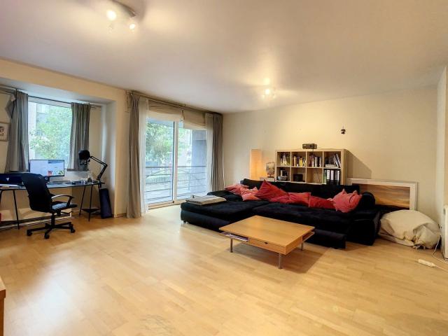 SCHUMAN / Furnished 2 bedroom apartment
