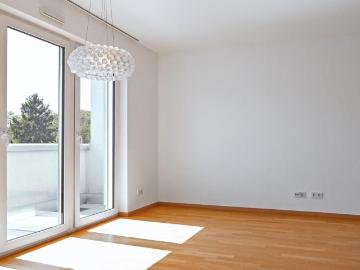 Schweich: Modernes Penthouse mit sonniger Dachterrasse