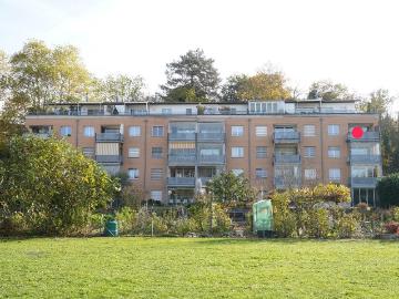 Schwellenlose 4.5 Zimmer Whg. mit grossem Balkon und Lift