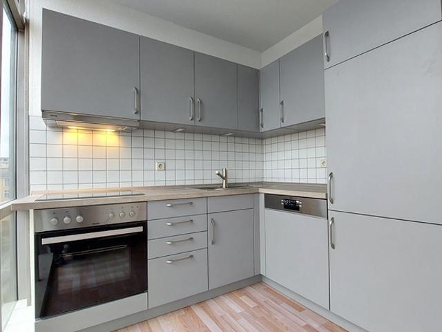 Schwerin | Dachgeschoss Charme & Einbauküche – Ihr neues Zuhause in Schwerin