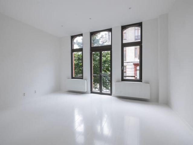 Schaerbeek – Renovated shared house, 1 room