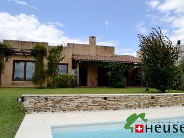 Casa en alquiler en Departamento Aguirre - Pileta