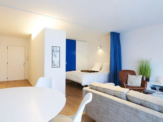 Scheldevleugel Studio for rent with a balcony