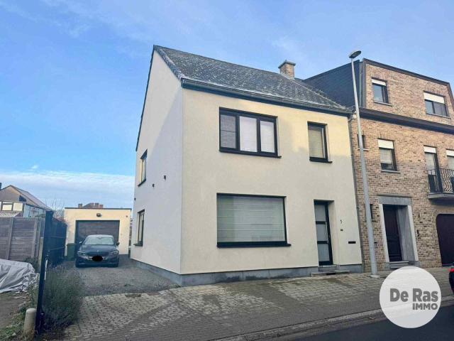 SCHELLEBELLE Gerenoveerde HOB met garage