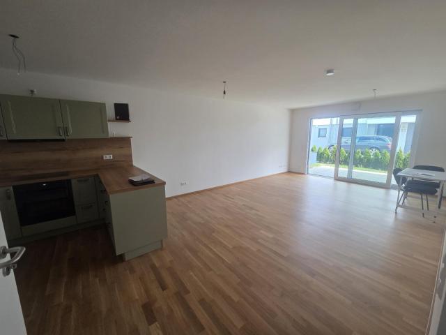 Schemmerhofen/ LK Biberach: *Erstbezug* Helle 3,5 Zimmer Wohnung in Schemmerhofen