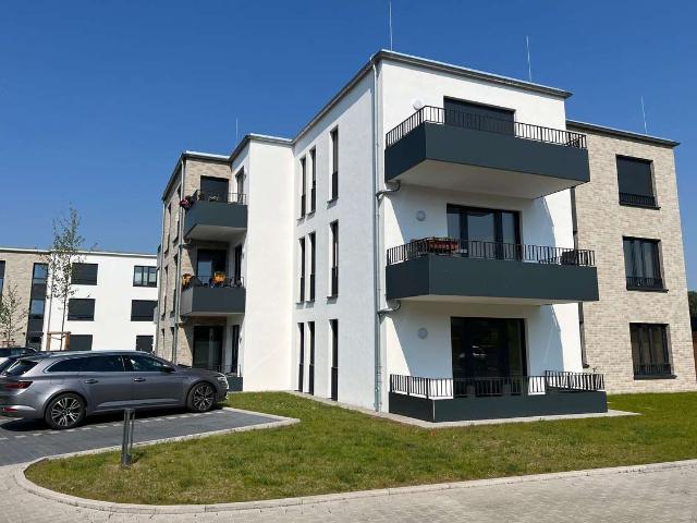 Schick & Effizient! Großzügige 3 Zimmer Neubauwohnung im Erdgeschoss zu vermieten!
