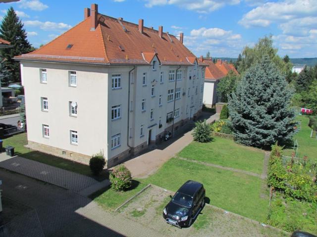 Schick sanierte 3 Zimmer Wohnung mit Wohnküche