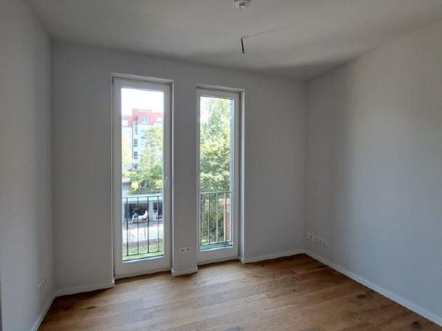 Schicke Neubauwohnung! Mit sonnigen Balkonen!