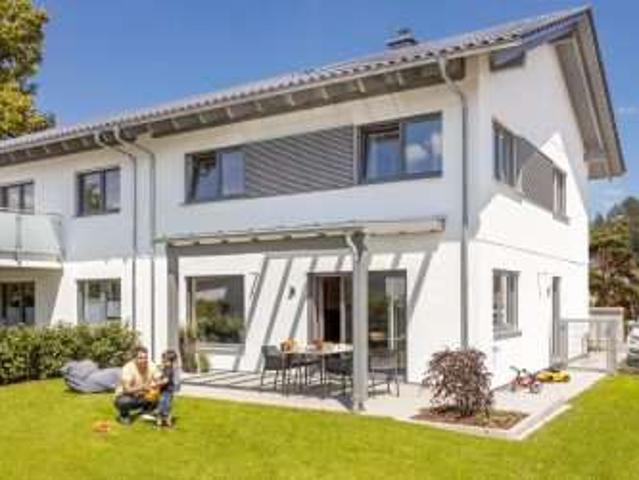 Schicke DHH im Neubaugebiet