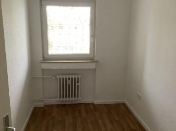 Schicke, gemütliche 4 Zimmer Wohnung mit Balkon