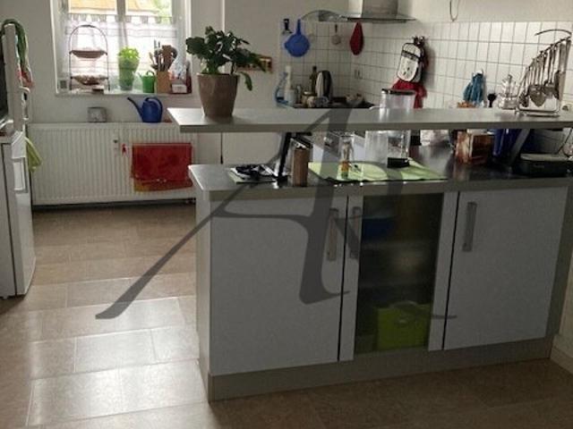 schicke helle 3 Zimmer Wohnung mit Süd /Westbalkon im Zentrum