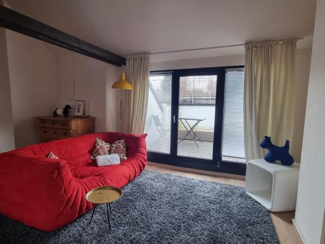 Schicke, voll möblierte DG Wohnung in Rüttenscheid