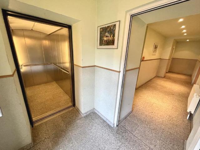 Schicke Wohnung mit Balkon und Aufzug nahe dem Stadtzentrum in ruhiger Lage!